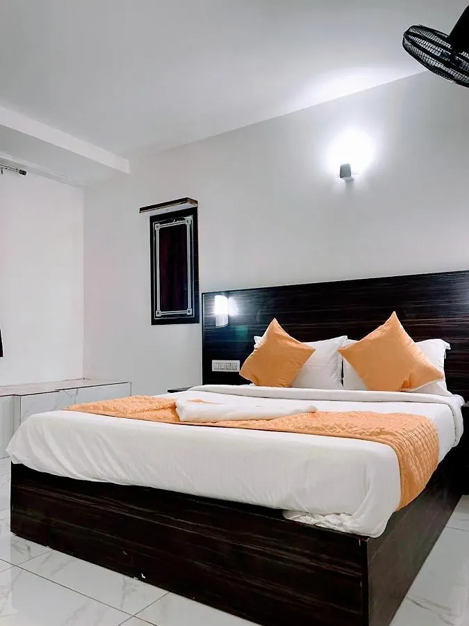 Skylark Holidays Munnar Hotel